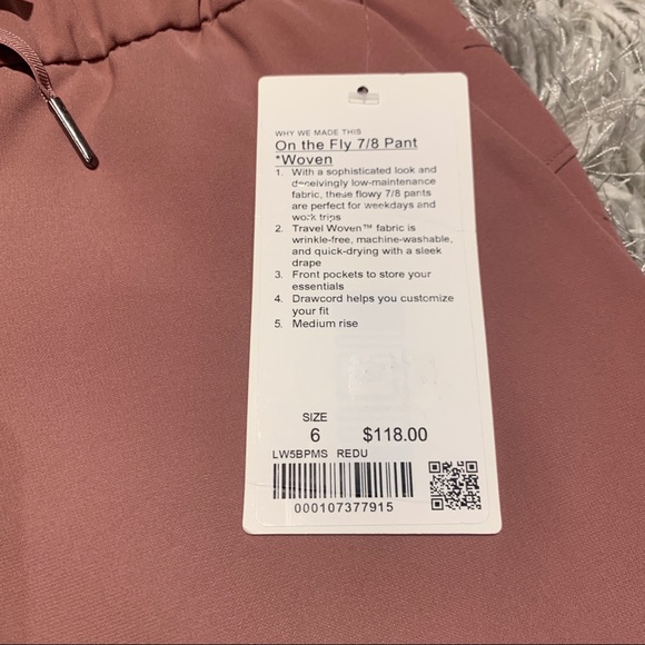 NWT on the fly lululemon - Picture 5 of 6